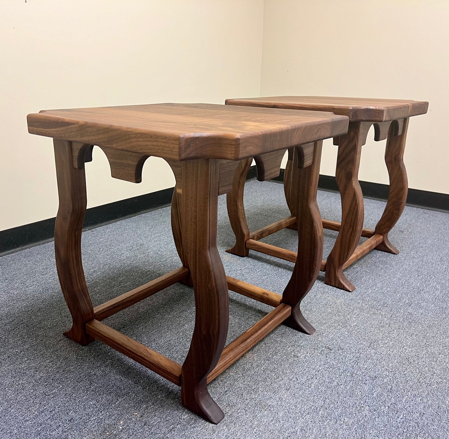 "Bella" End Table