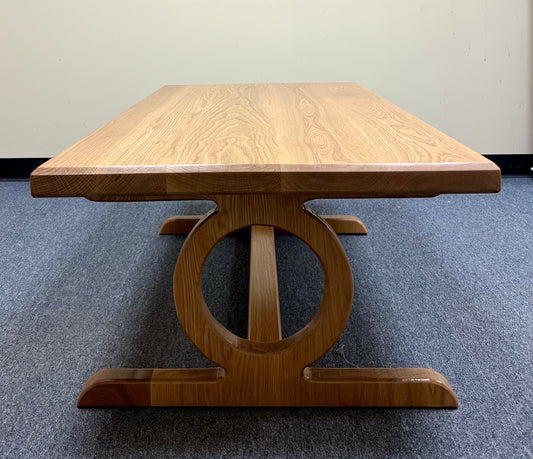 ''Ajsel'' Dining table